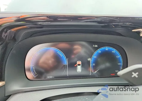 2025 Toyota Crown Signia Xle from USA, damaged, VIN JTDACAAJ4S3004255